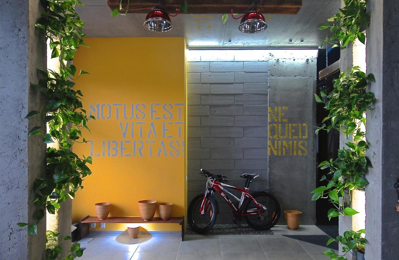 Cubby Hotel Lviv Exterior photo