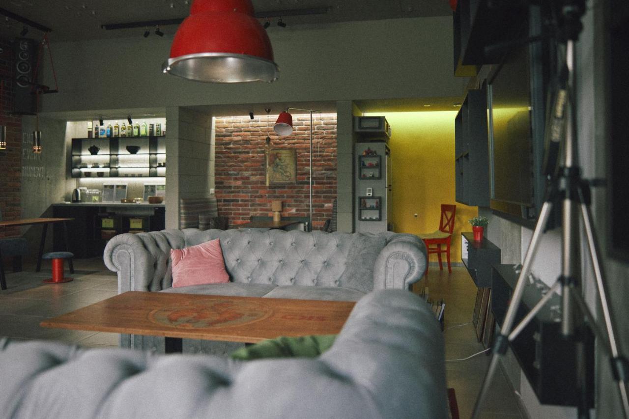 Cubby Hotel Lviv Exterior photo